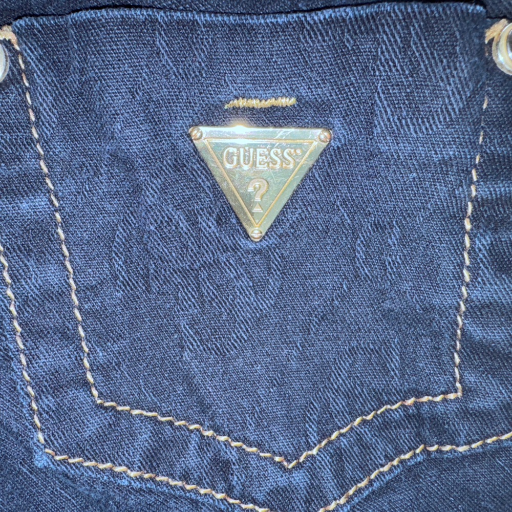 GUESS Premium Logo-Embossed Jeans - Picture 7 of 7